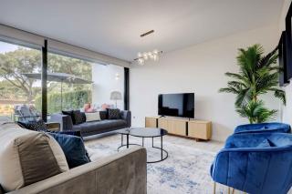 Modern Townhouse on San Roque Golf Club - San Roque - 5