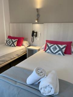Hotel Apartamentos Solimar - Calafell - 4