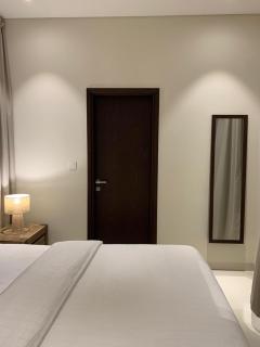 Lake View Luxury Suite, Hawana Resort - Salalah - 5