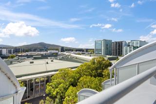Dana-Ensuite in Central Shared Duplex Apartment - Canberra - 1