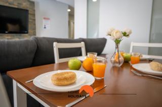 #040 Solar Flat by Home Holidays - 3