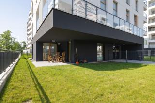 Luxury Two Bedroom Apartment with Terrace and Parking by Renters Prestige - Katowice - 6