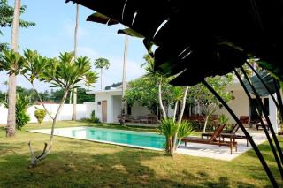 COCODY VILLA 3 bedrooms villa - Selong Belanak - 2