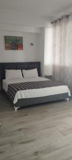 Sevilia Rooms - Qeparo - 9