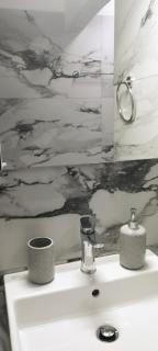 Sevilia Rooms - Qeparo - 4