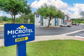 Microtel Inn & Suites by Wyndham Brooksville - Ridge Manor - 8
