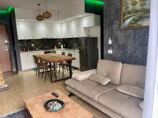 Boulevard Apartment - Vlorë - 1