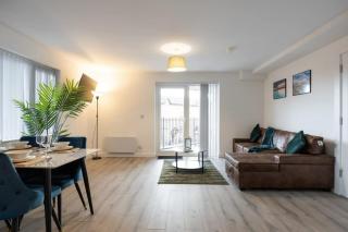 East Village 1 Bed Apartment in Belfast w Balcony - Belfast - 0