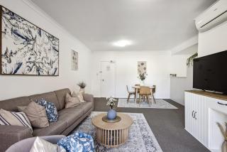 Northbridge Hideaway 2BDR 1BTH - Perth - 3