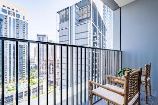 Charming 1BR Apartment in Creek Edge Tower 1, Dubai Creek Harbor by Deluxe Holiday Homes - 8