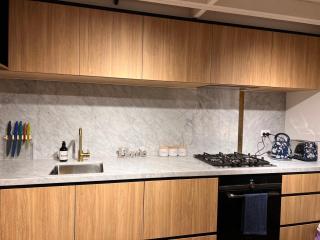 Luxury Docklands Loft 2B1B River view & Free parking - 3