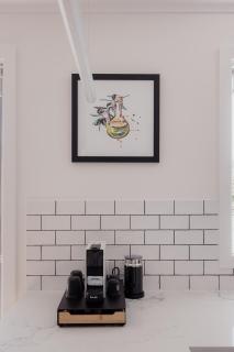 Modern refurbished unit in charming Bellerive - 2