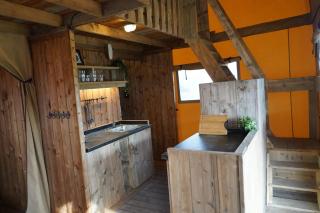 Glamping met bar en privé sanitair voor 5 Personen Sneezy - 7