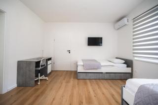 Bright 2BDR apartment with Balcony - FREE PARKING - Sarajevo - 3