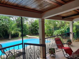 Villa - Sleeps 7 - Pets Ok - Pool - Parking - 1