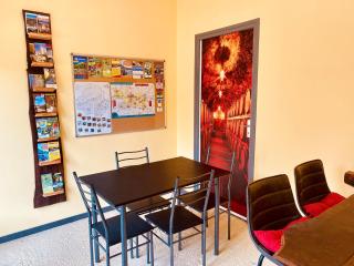 3-Star Tourism Rated Holiday Home with Air Con and Private Heated Pool - 45 Mins from Sarlat - Capdrot - 4