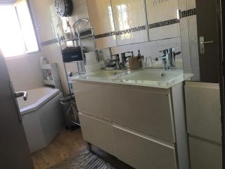 Maison 4 chambres piscine jardin centre ville - 2