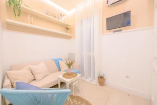 For You Rentals Encantador Estudio TEMPORAL con Cama Doble y Sofá Cama, Patio Compartido CTG86 - Madrid - 8