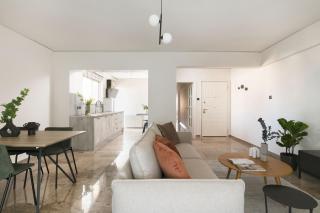 Modern Escape 2BR Apartment in Glyfada by UPSTREET - Atene - 7
