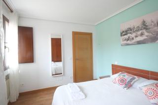 Entre Castillo y Catedral VuT 09587 - 1