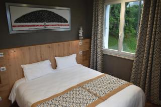 Logis Hôtel Beau Site - Loubaresse - 7