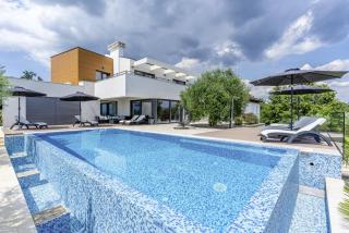 Villa Pedena in Sveta Katarina - Haus für 8-10 Personen - Benažići - 4