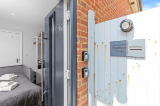 Rottingdean Boutique Studio Apartment By The Sea - 5