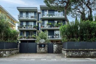 Catullo 18 Apartment, Lago Di Garda, Jacuzzi - Desenzano del Garda - 2