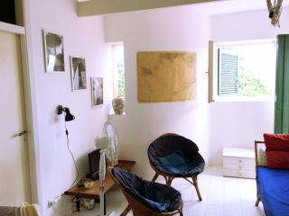 La casa di Vittorio de Feo - Procida - 1