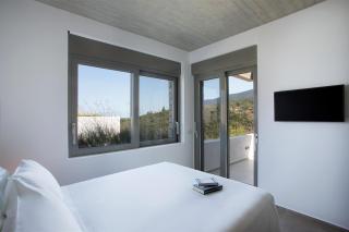 Villa Thymari, a unique seafront villa - Xiropigado - 4