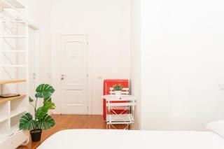 New! Lovely & Friendly in Milan Center B - Milan - 5
