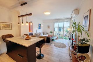 HENRI CAMILLE REAL ESTATE- Santiago - 2 bedrooms close Croisette - Cannes - 4