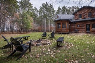 Luxurious Cabin on Castle Rock Lake! Sleeps up to 20! - Mauston - 8