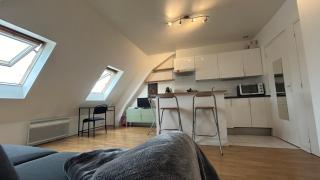 Studio Porte Maillot Immeuble Haussmannien - Neuilly-sur-Seine - 6