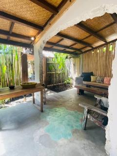 Studio On Air - Gili Islands - 0