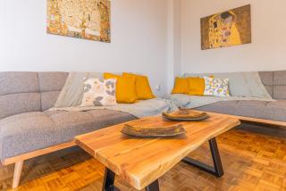 Balcony by the bay - 6