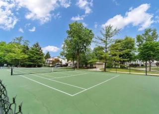 Family Friendly and quite 2 bedroom Condo Close to Fun - Fort Wayne - 7
