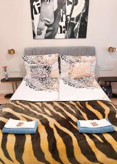 Brand new Parliament Designer SmartHome for 4 ppl - Budapest - 7