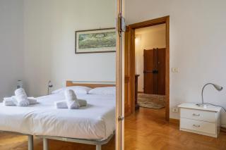 Spacious 3 Bedroom Apartment - Florence - 6