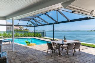 Waterfront 3 Bed 3 Bath Home with Panoramic Bay Views - Marco Island - 6