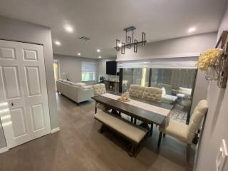 Cozy 2 Bedroom Modern Farmhouse in Miami - Tamiami - 1