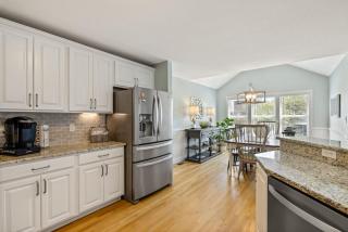 Sojourn Family home with Country Club Access 5 Bedrooms Sleeps 12 - Kill Devil Hills - 7