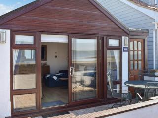 Angie's Beachside House - Brightlingsea - 4