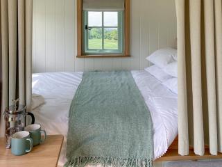 The Good Shepherd Hut, - Froxfield - 4