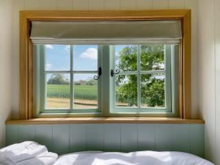 The Good Shepherd Hut, - Froxfield - 3