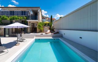 Cozy Home In Starigrad Paklenica - 4