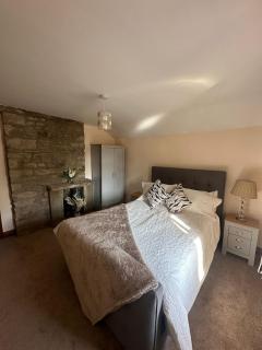 4 Foundry House - 1