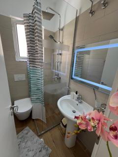 New Portside Apartments - Sarandë - 4
