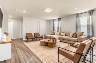 7 Bedroom 55 Bathroom Windsor Island 4424Kr - Davenport - 1
