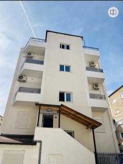 New Portside Apartments - Sarandë - 0